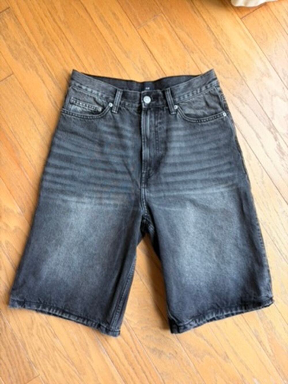 H&M Faded Black Jorts